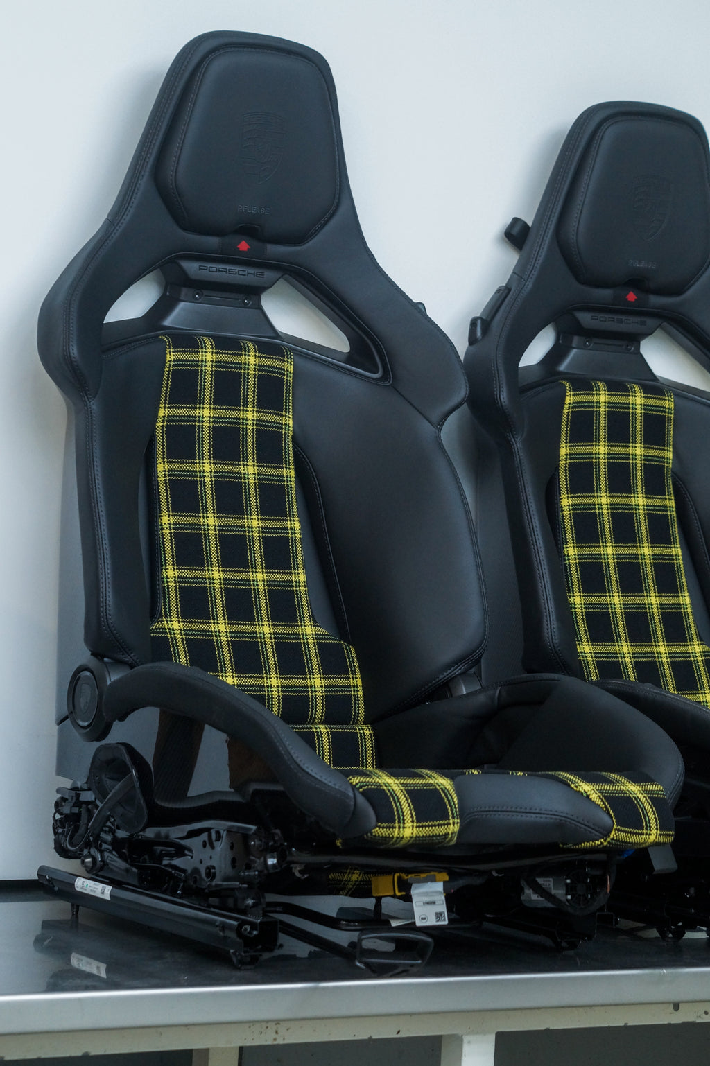 WEISS 992 SEAT CENTER RE-TRIM