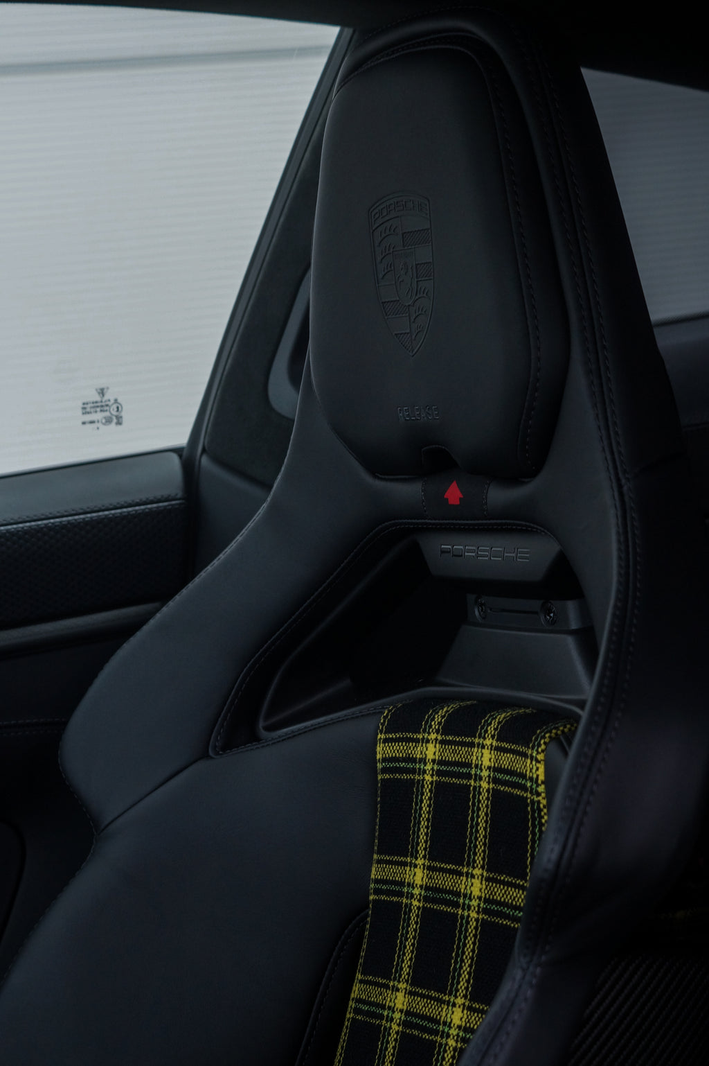 WEISS 992 SEAT CENTER RE-TRIM